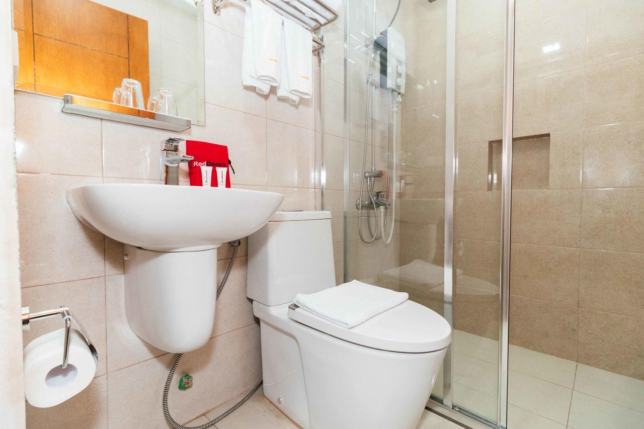 Reddoorz Premium @ Sampaloc Makati Hotell Makati City Eksteriør bilde