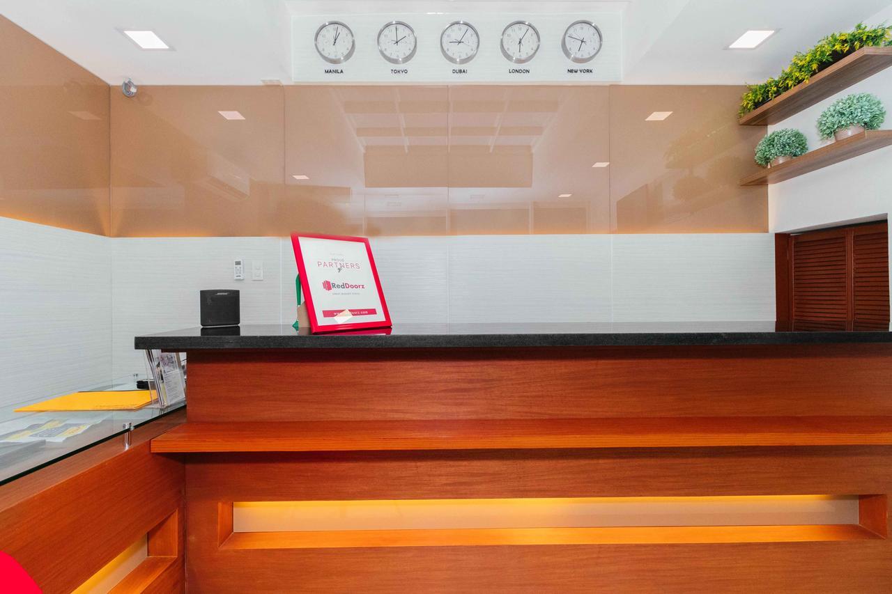 Reddoorz Premium @ Sampaloc Makati Hotell Makati City Eksteriør bilde