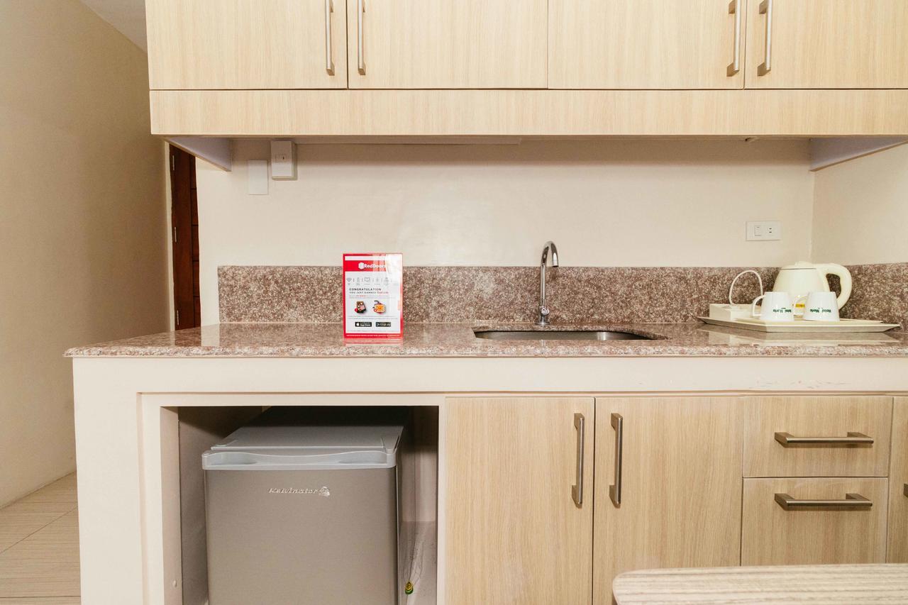 Reddoorz Premium @ Sampaloc Makati Hotell Makati City Eksteriør bilde