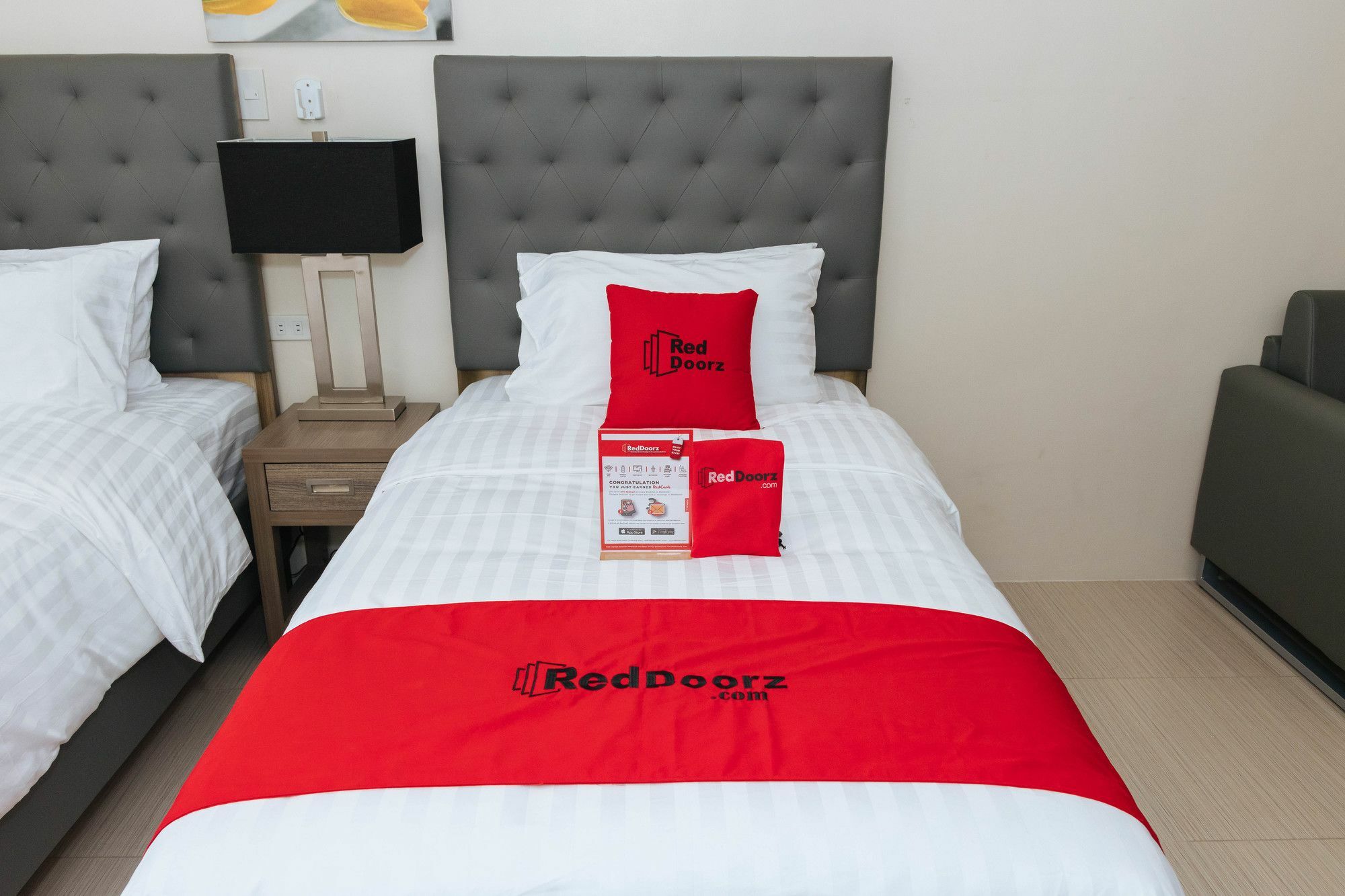 Reddoorz Premium @ Sampaloc Makati Hotell Makati City Eksteriør bilde