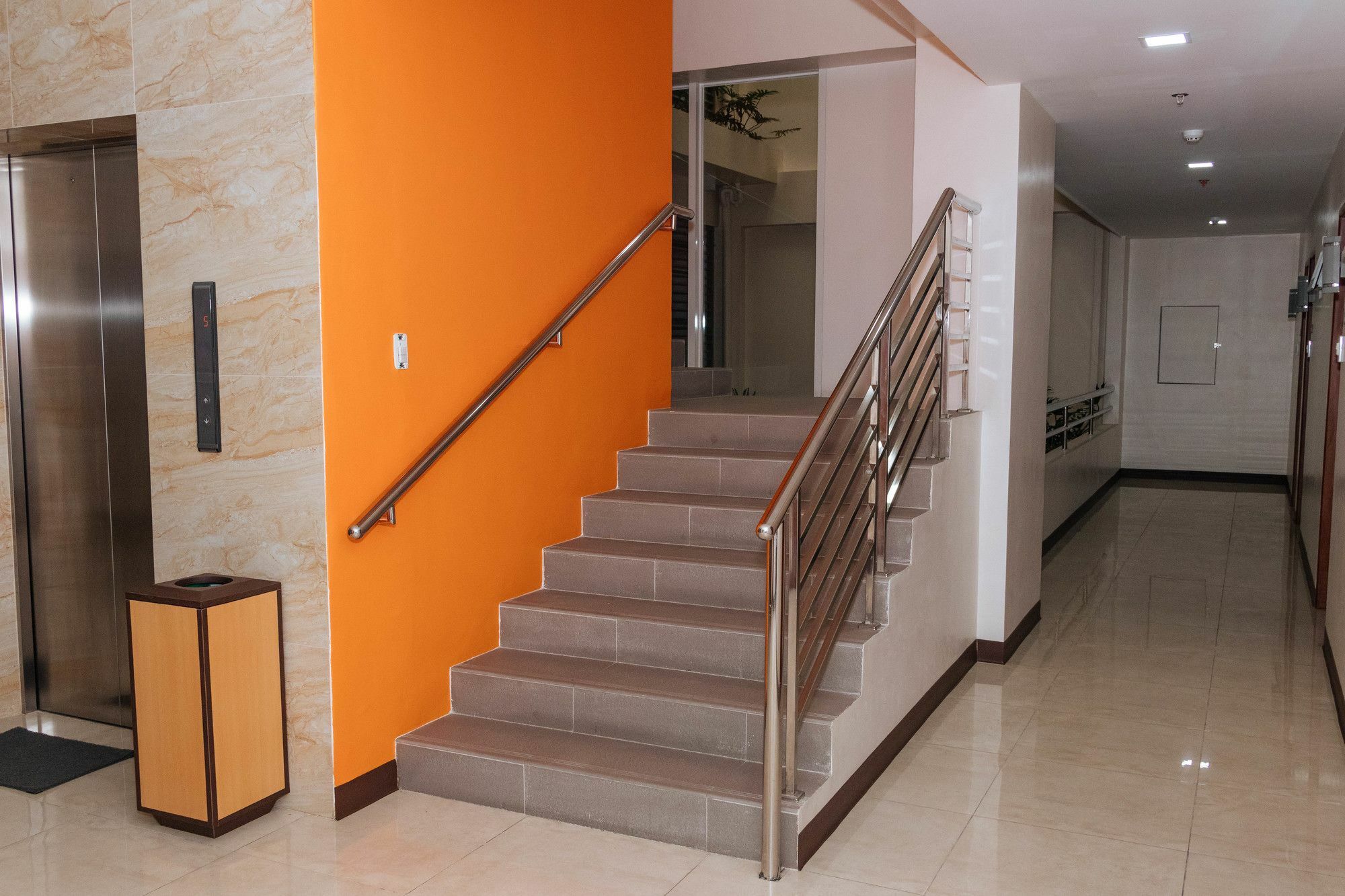 Reddoorz Premium @ Sampaloc Makati Hotell Makati City Eksteriør bilde